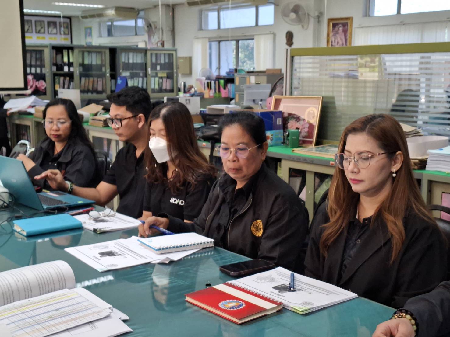 title - ผู้ตรวจราชการ ส.ป.ก. ประชุมตรวจราชการและติดตามความก้าวหน้าผลการดำเนินงานตามแผนการตรวจราชการของผู้ตรวจราชการสำนักงานการปฏิรูปที่ดินเพื่อเกษตรกรรม ประจำปีงบประมาณ พ.ศ. 2569 รอบที่ 1 เขตตรวจราชการที่ 9 จังหวัดปราจีนบุรี